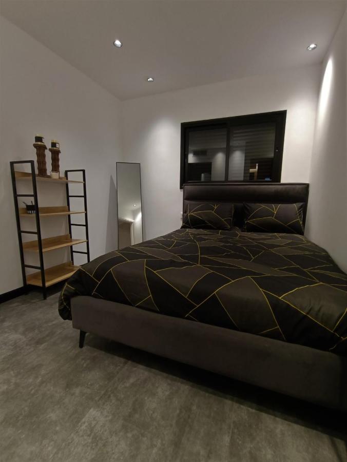 Luxury Aparment 5 Room 2 Minutes From The Beach Bat Yam Exterior photo