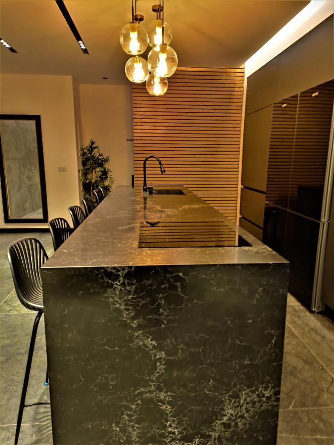 Luxury Aparment 5 Room 2 Minutes From The Beach Bat Yam Exterior photo
